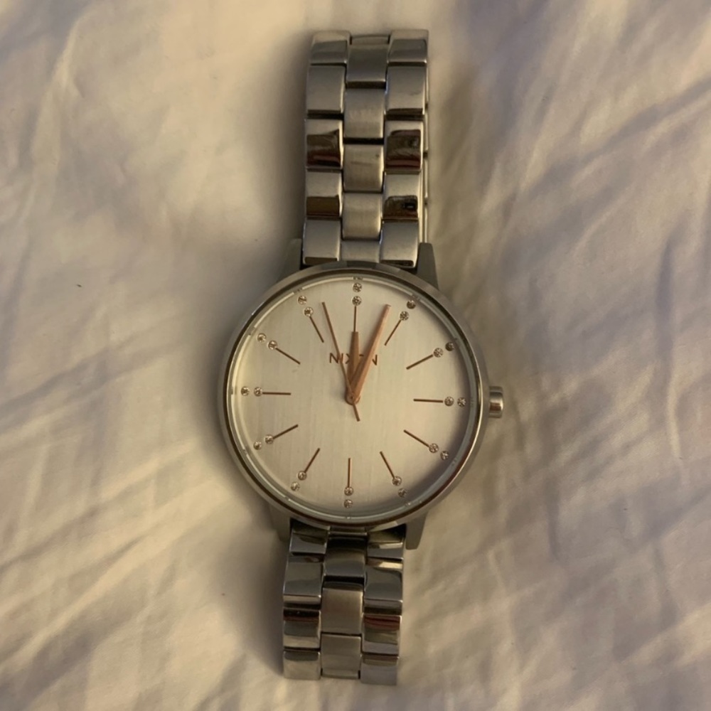Nixon Kensington